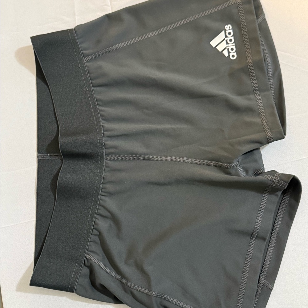 Adidas Aeroready Dark Gray Shorts - Spandex / Volleyball shorts